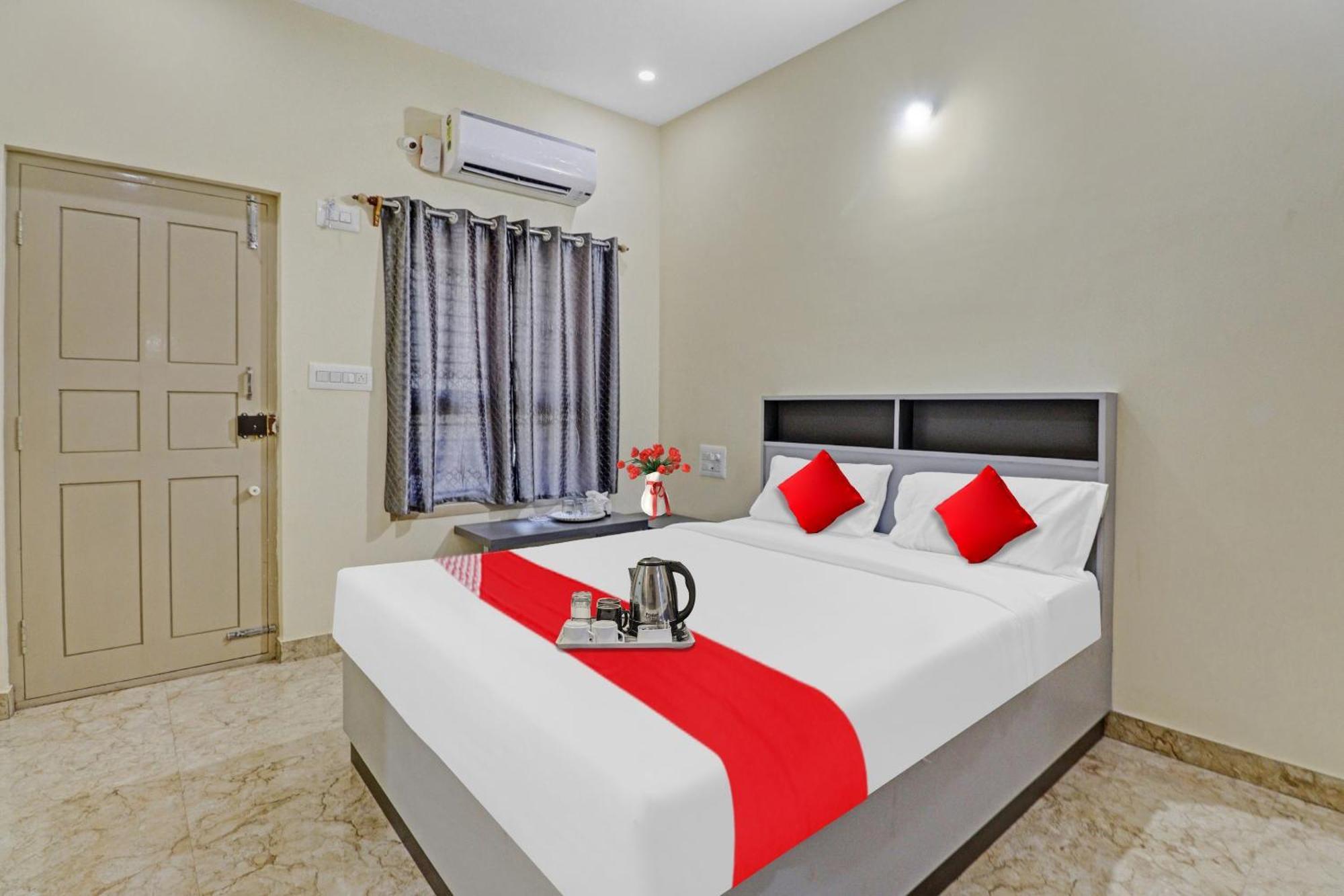 Hotel O I Care With Greenery Comforts Tumkur エクステリア 写真
