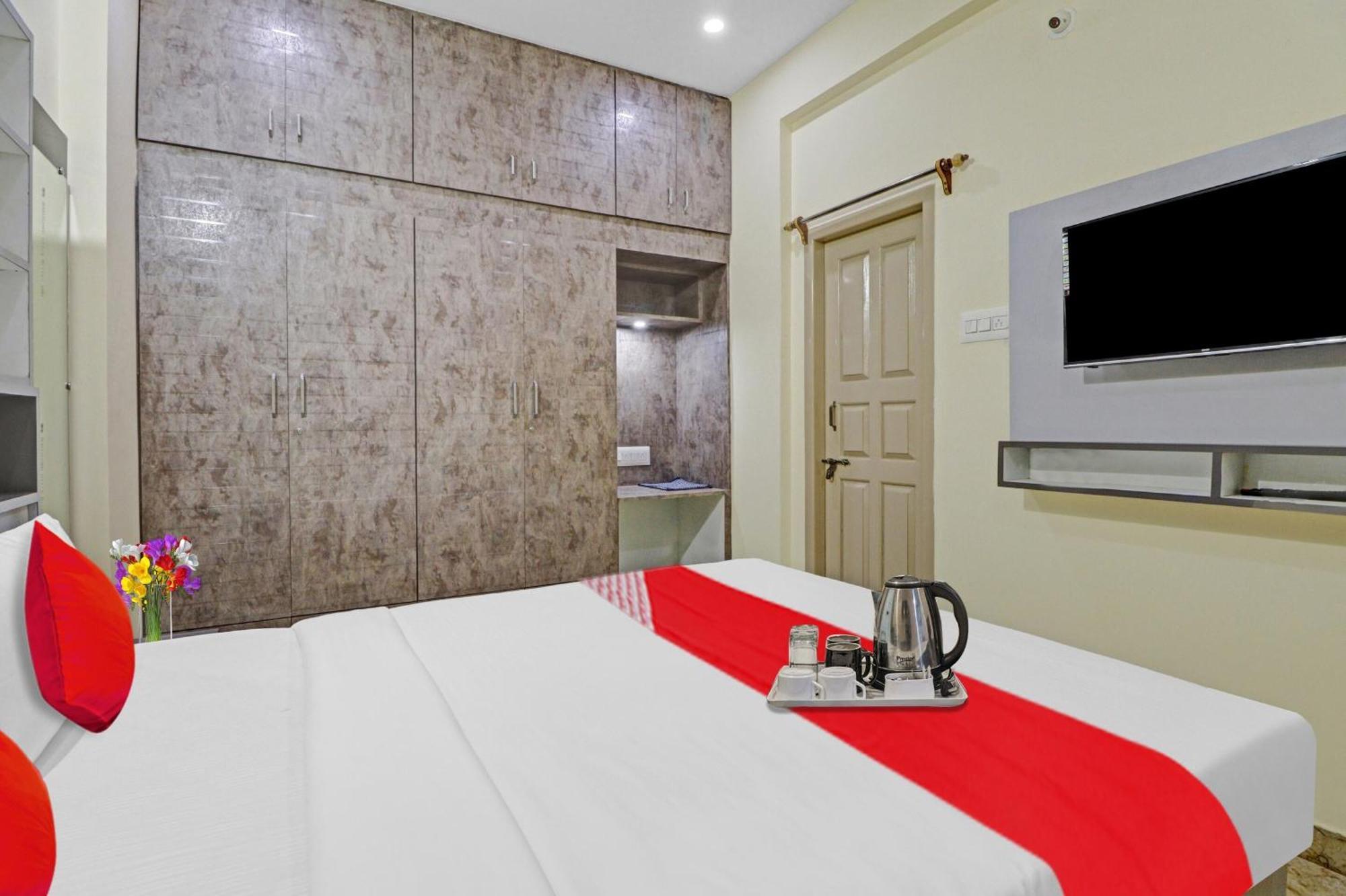 Hotel O I Care With Greenery Comforts Tumkur エクステリア 写真